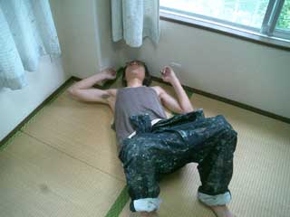 �J�[�e���̒���