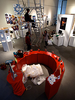p2163528
