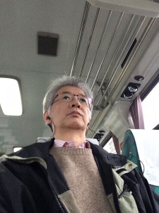 バス車中にて