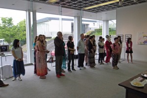 展覧会オープニング-1