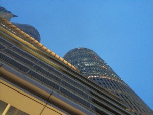 JR タワーズ