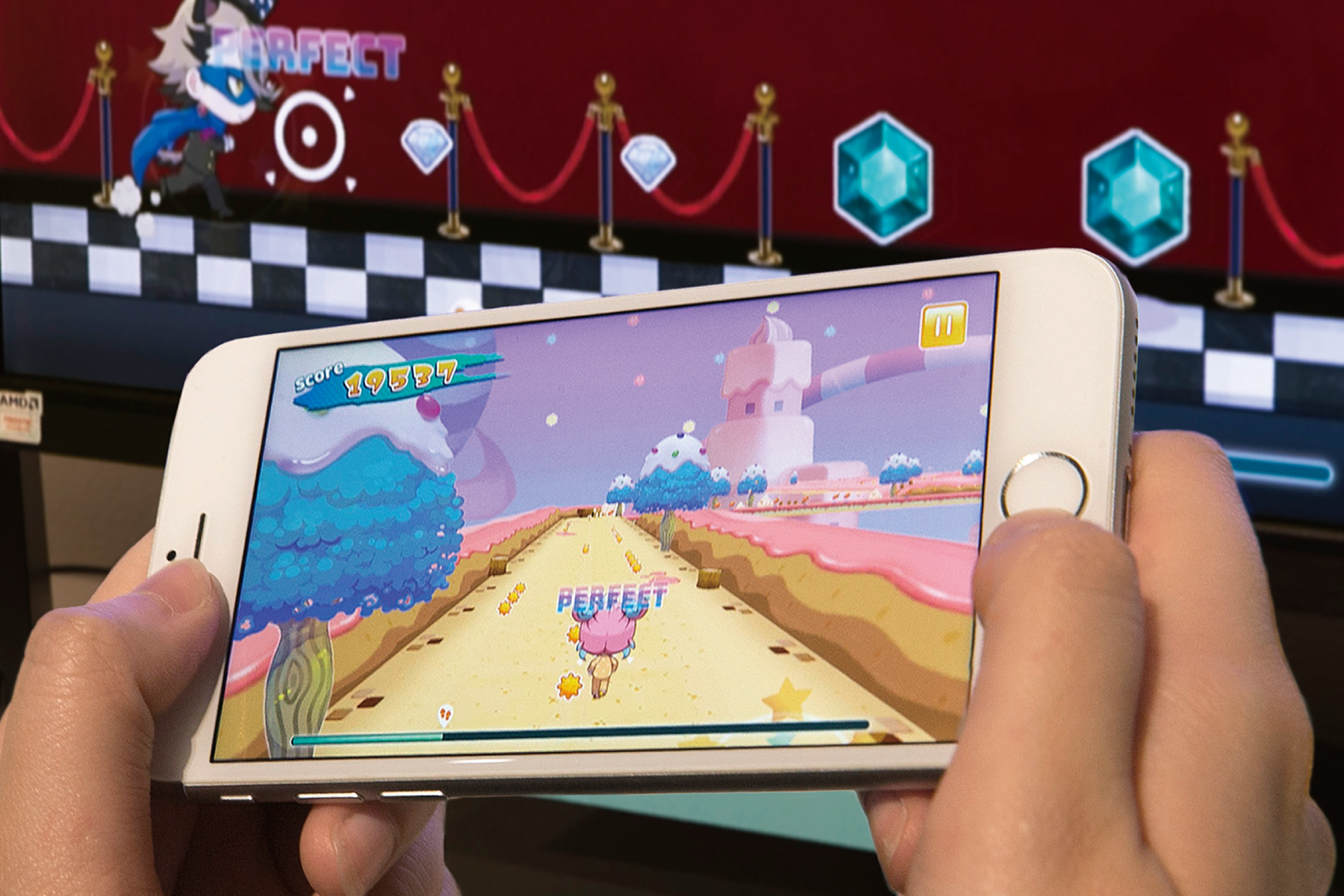 卒業制作 「リズムーバ」　リズムゲームアプリ 梅村 朋可・太田 亮・髙橋 アイカグレース・中川 翔太